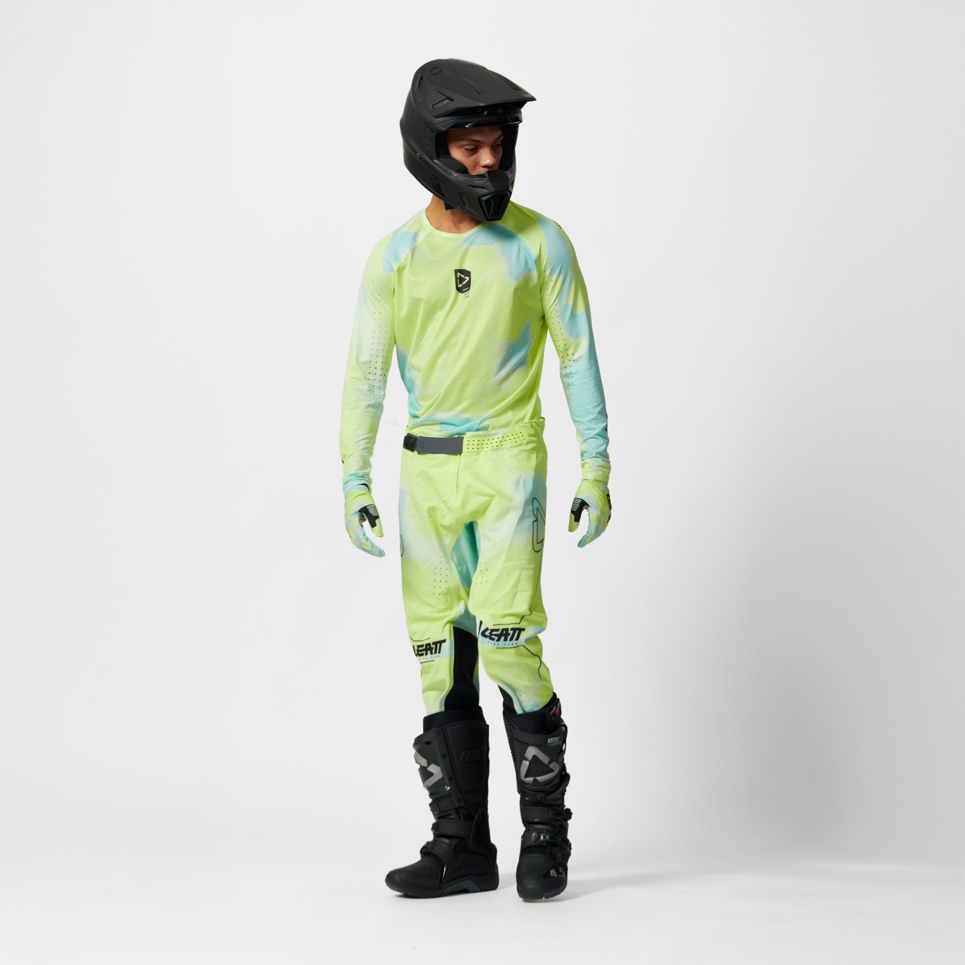 Moto 5.5 UltraWeld Jersey