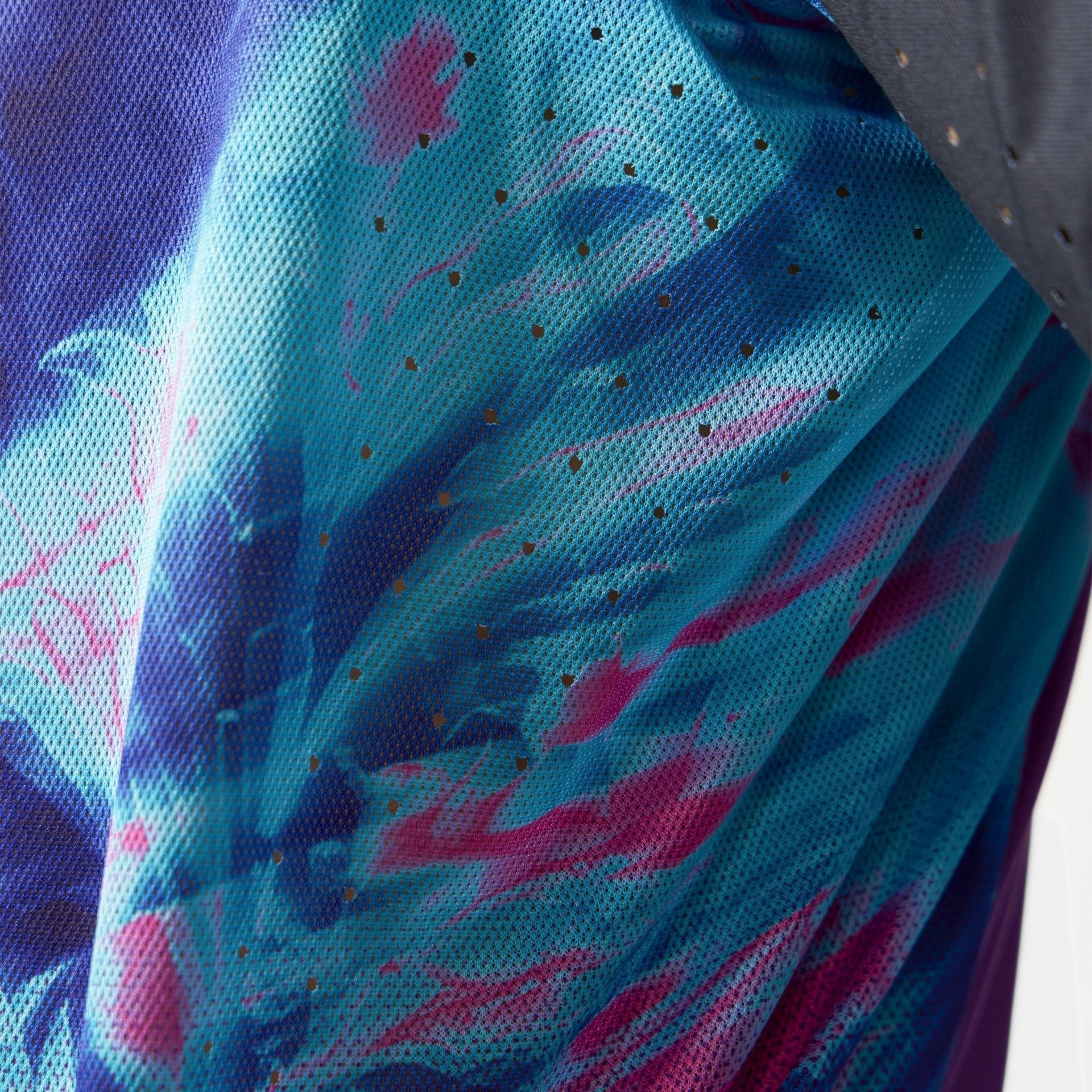 Moto 5.5 UltraWeld Jersey