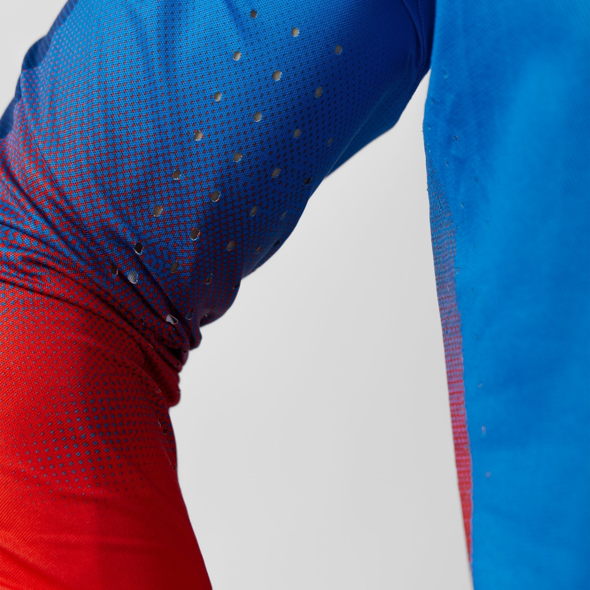 Moto 5.5 UltraWeld Jersey