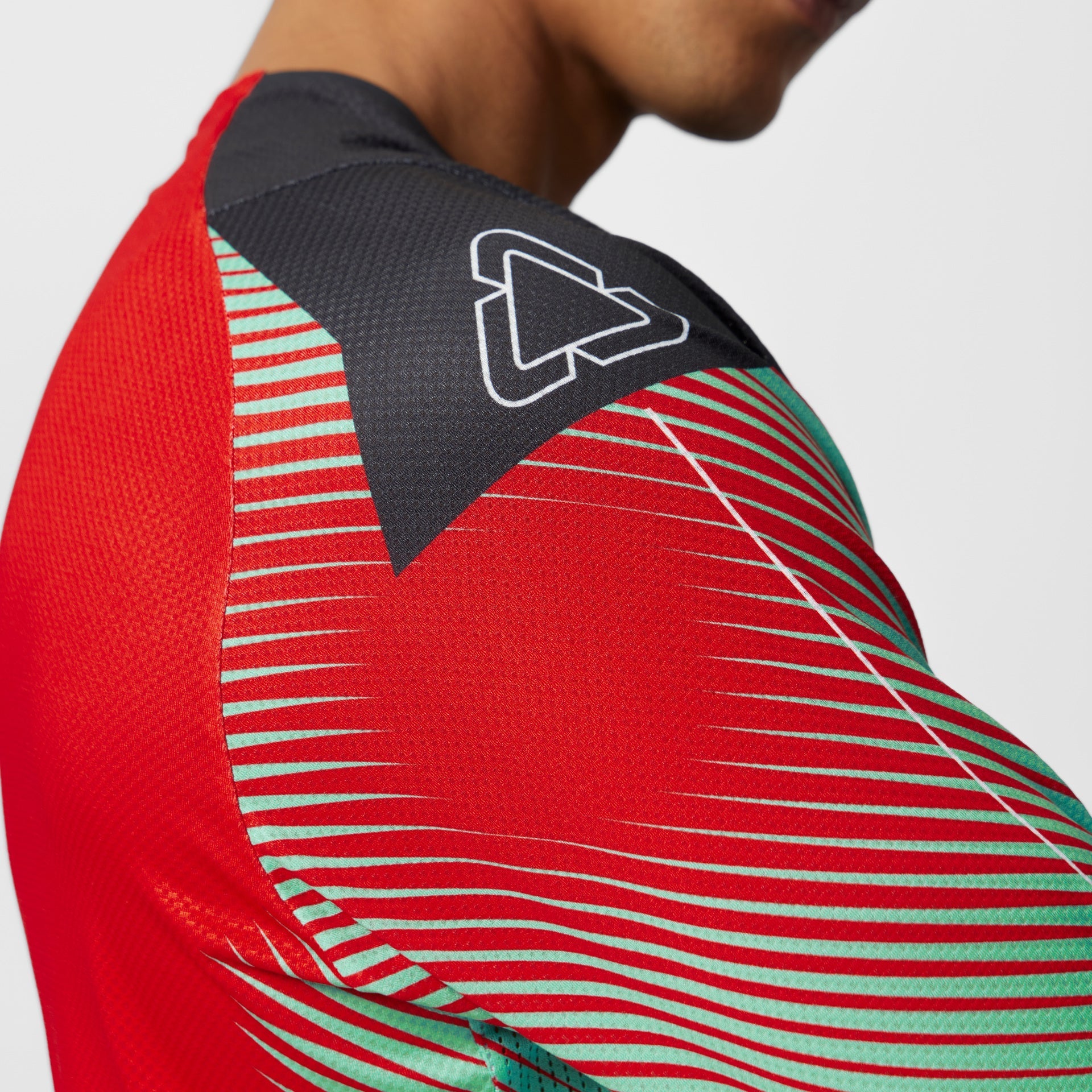 Moto 4.5 Lite Jersey