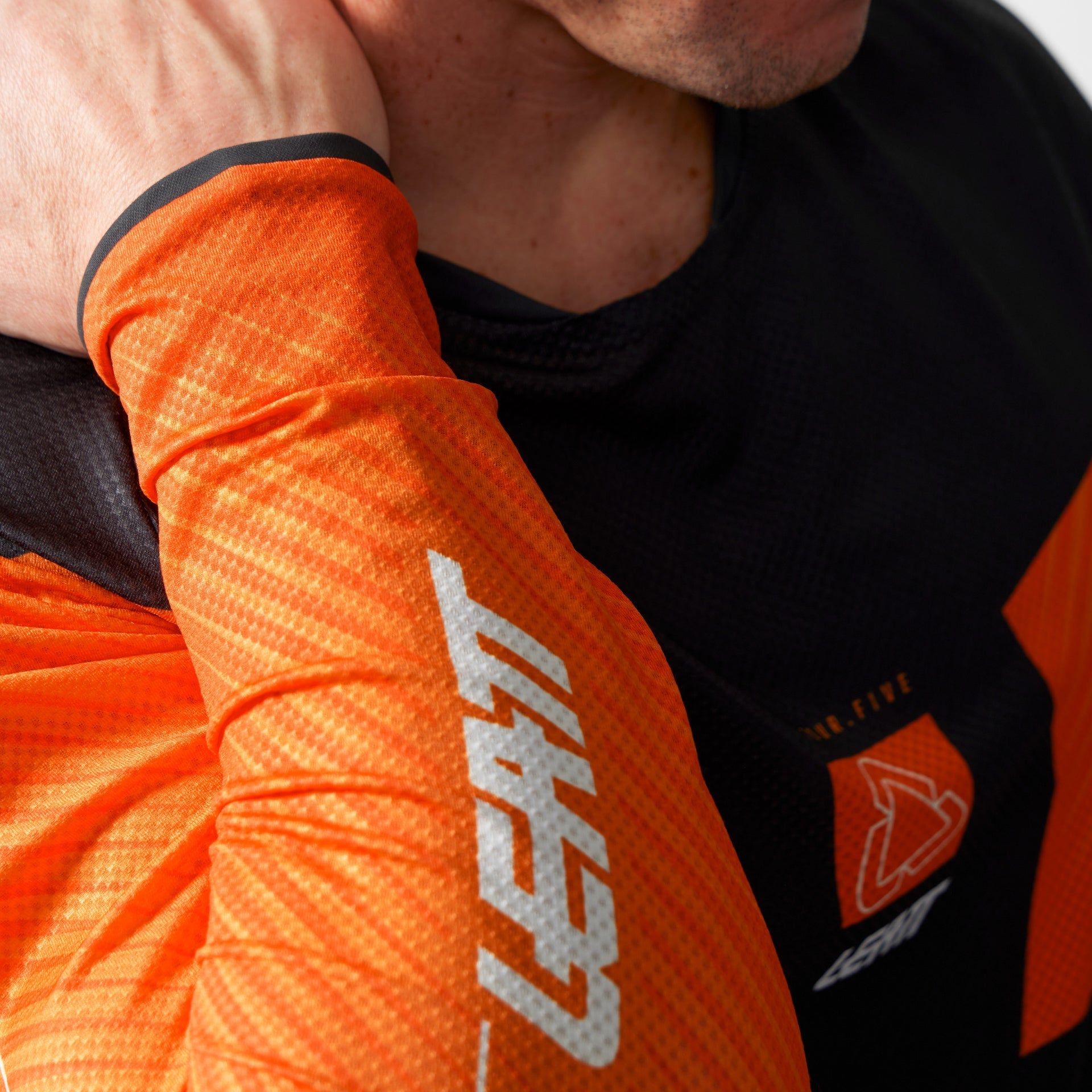 Moto 4.5 Lite Jersey