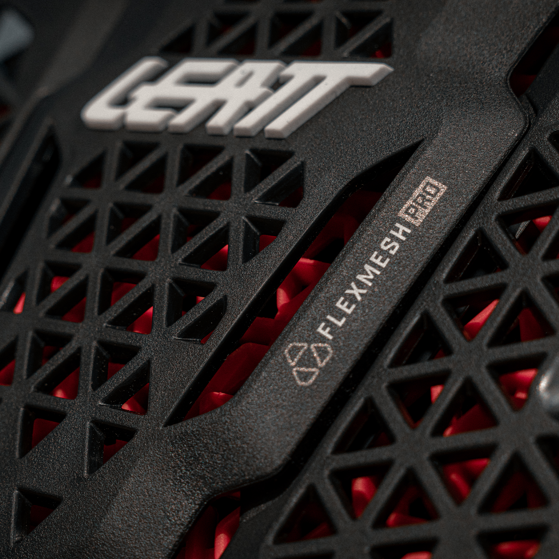 Chest Protector 4.5 Hybrid