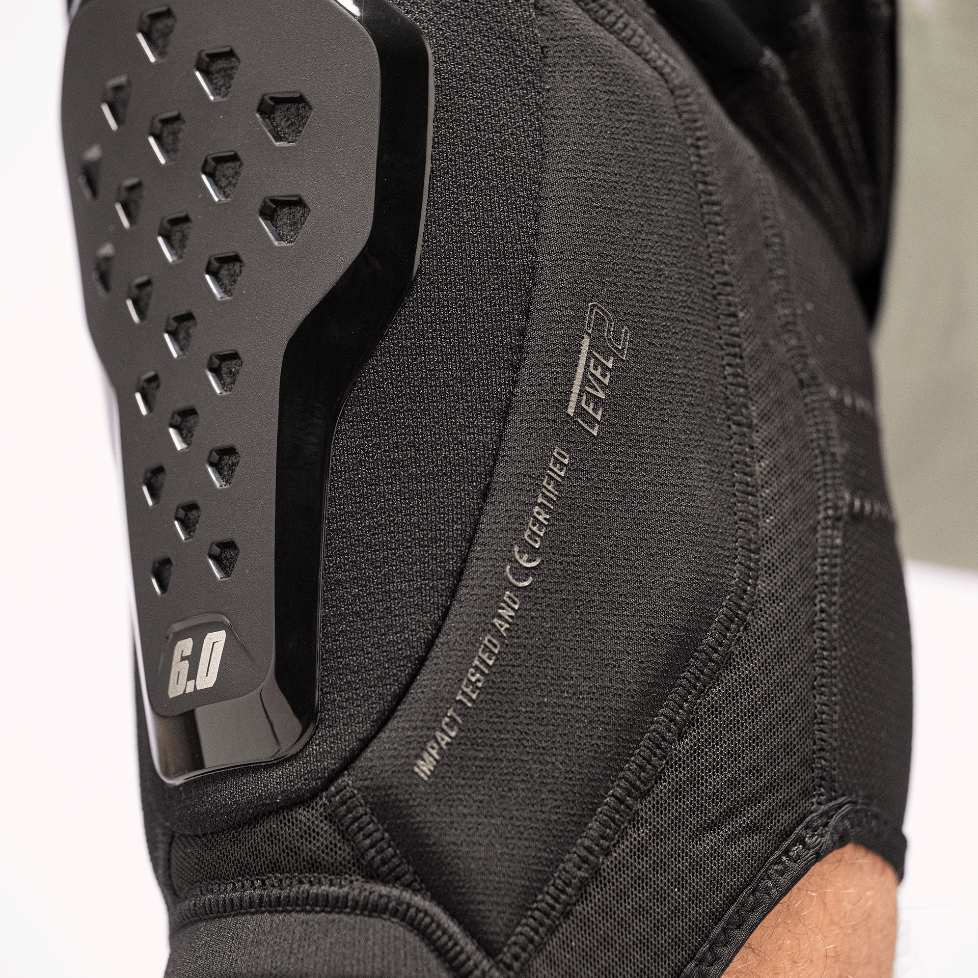 Knee Guard 6.0 Evo EXT